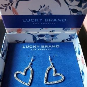 Heart dangle earrings